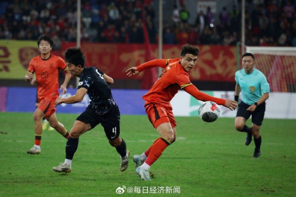 融金牛 U22国足2比0胜韩国，拜合拉木双响建功